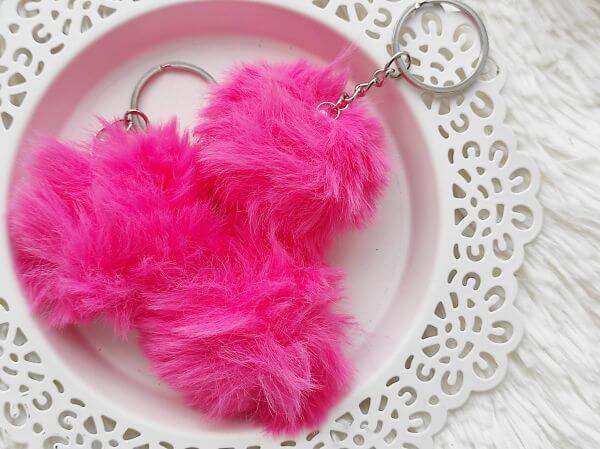  Pink pihe-puha szrme kulcstart kb. 6cm